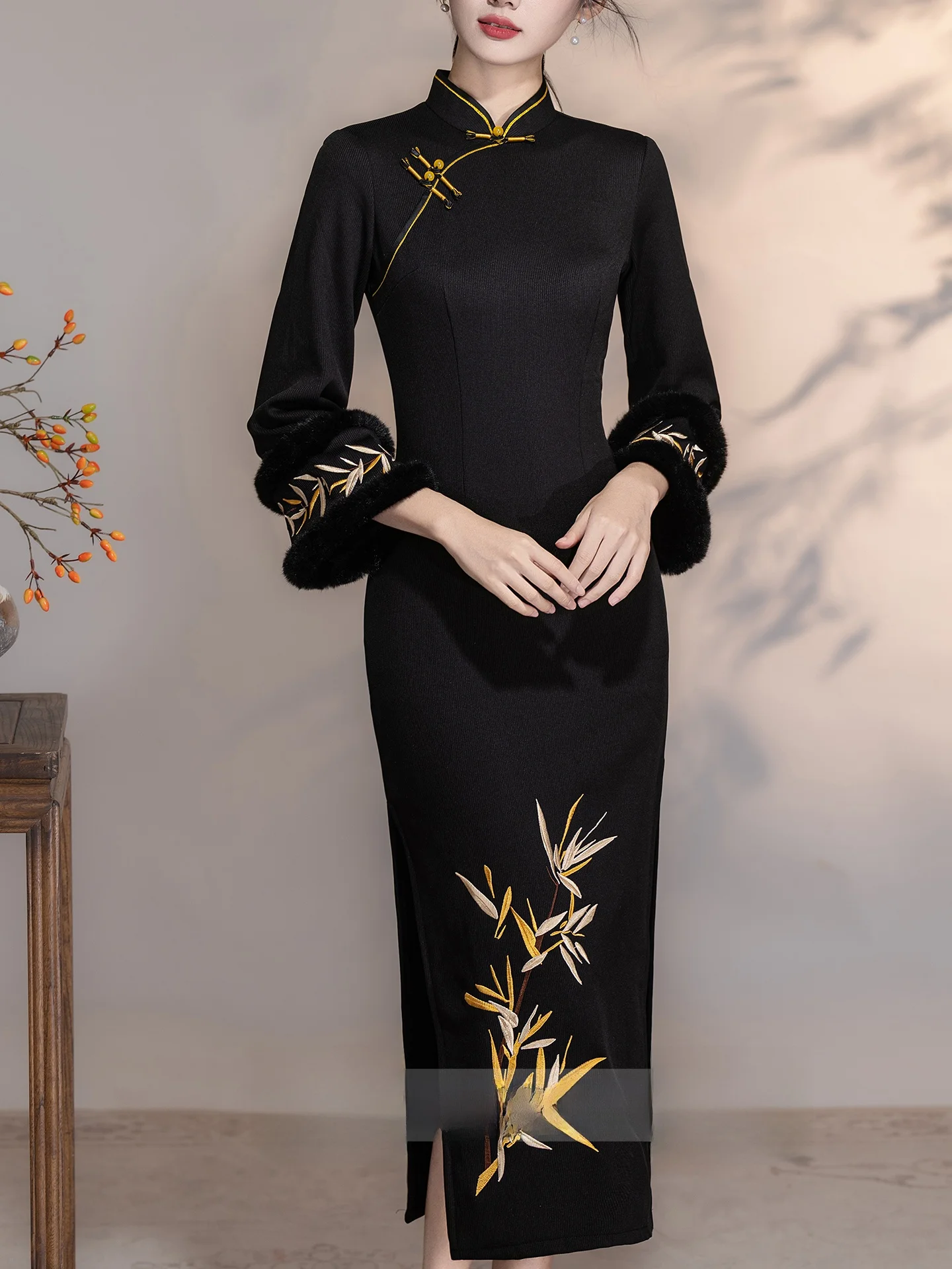 

Новое женское зимнее модное длинное платье-ципао с вышивкой, на флисовой подкладке, утепленное, приталенное, в китайском стиле