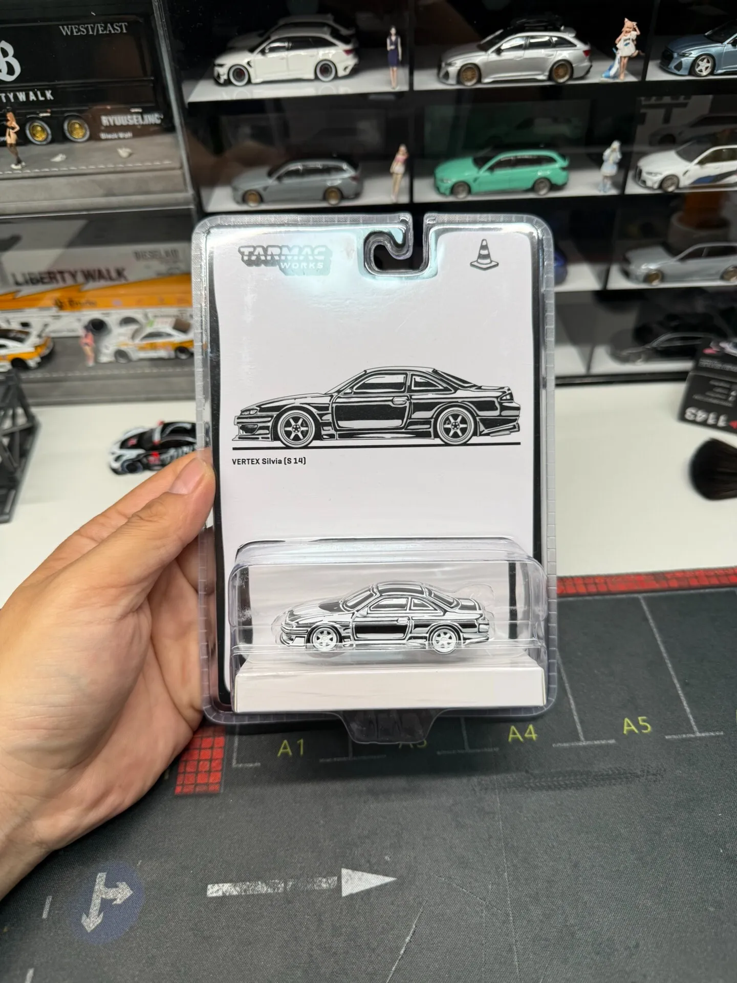 Diecast Tarmac Works TW 1:64 Scale VERTEX Silvia S14 Alloy Car Model