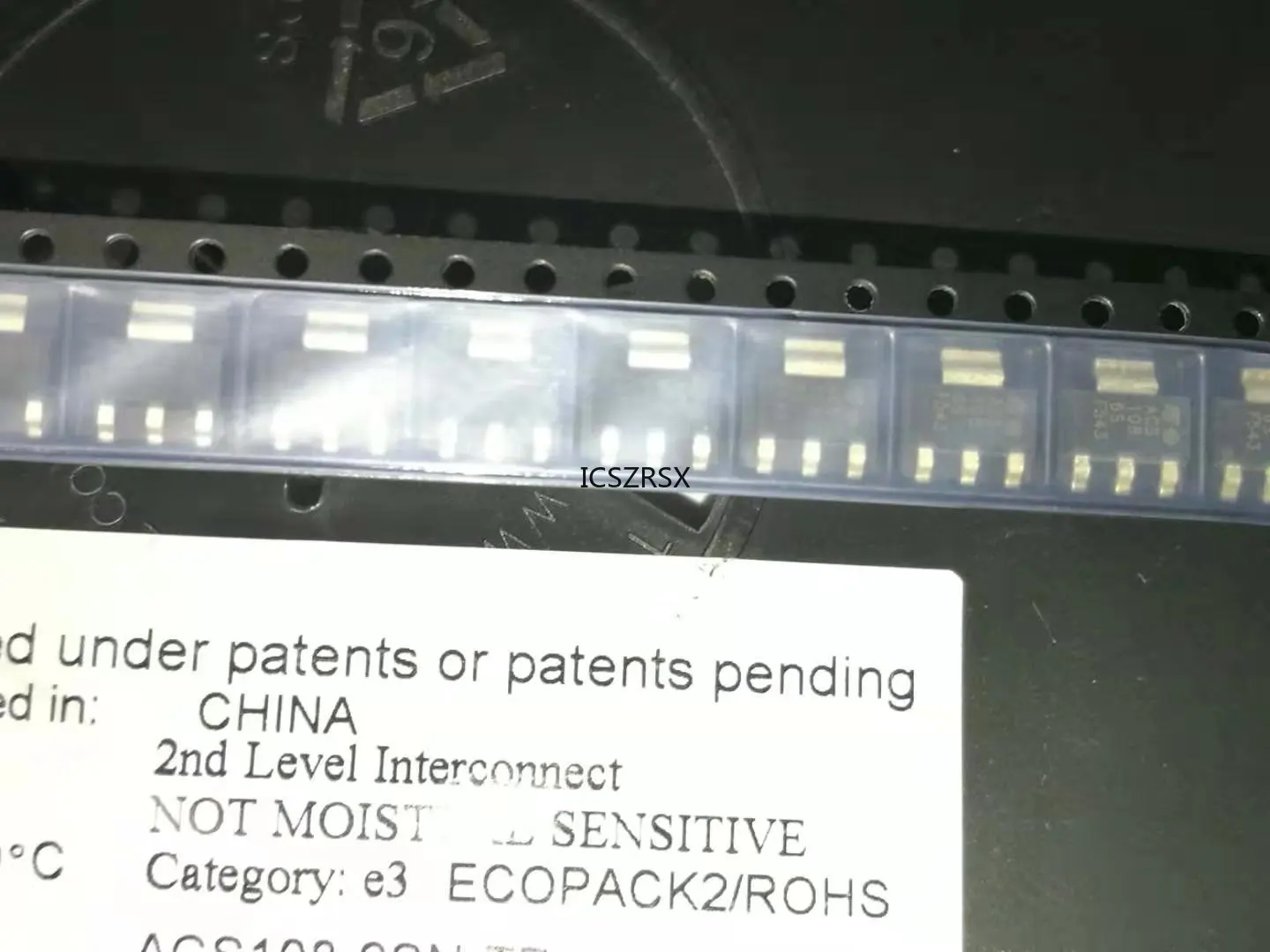 10PCS ACS108-6SN-TR ACS108-8SN ACS108-5SN SOT223 0.8A 600V SOT-223 ACS108-6SN ACS108 108-6S SOT ACS108-6S