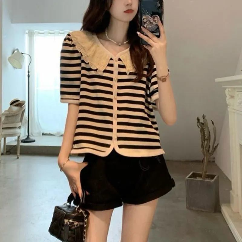 

Fashionable Lace Patchwork Blouse Women's Clothing Korean Striped Summer Doll Collar Button Casual Short Sleeve Loose Shirts New