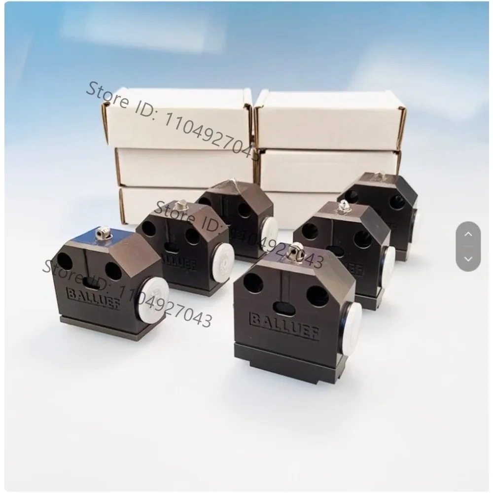 1Pcs BNS819-100-R-11 BNS819-100 -D-11 BNS 819-100 K-11 Limit Switch
