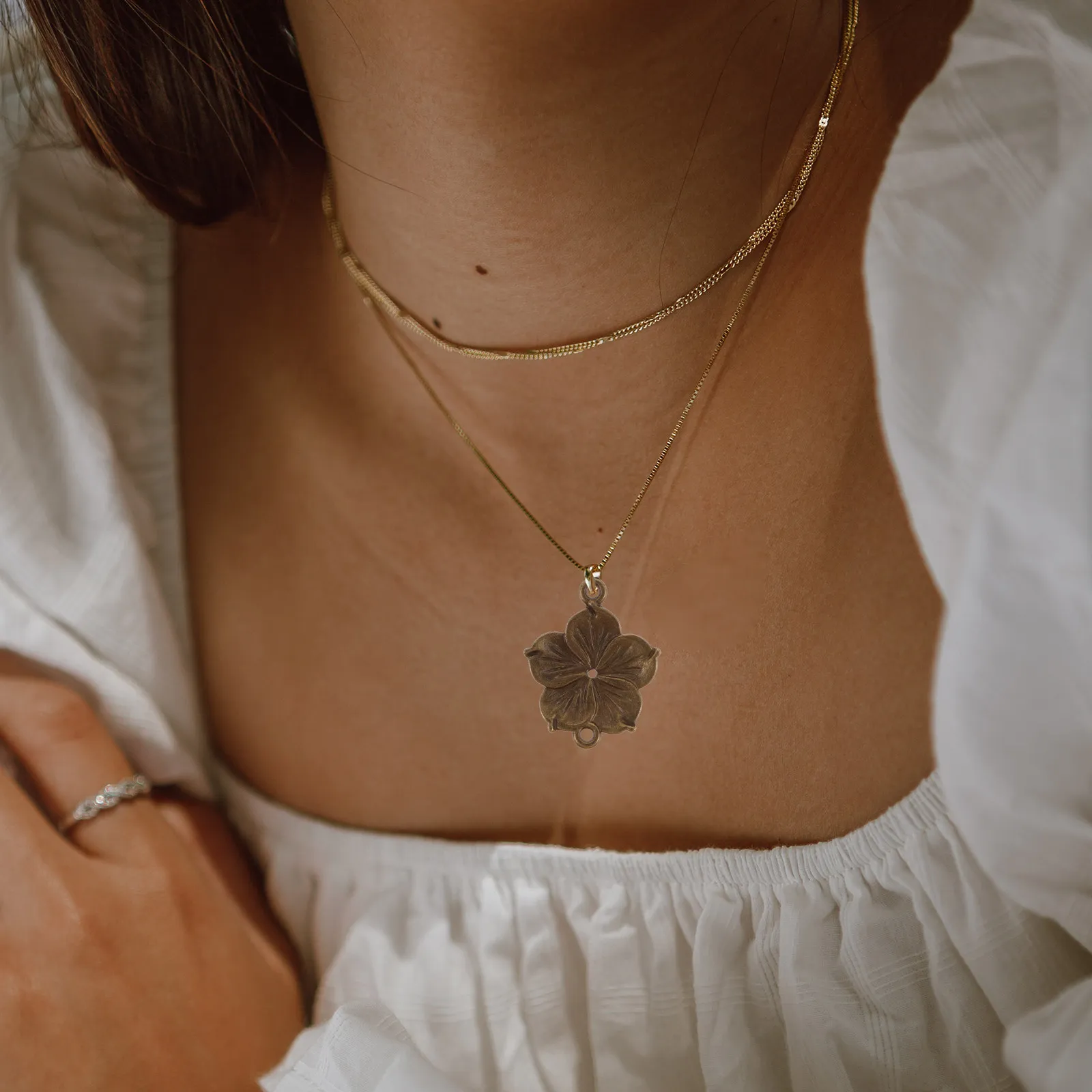 

50 шт. Элегантные соединители для украшений из сплава с цветочным дизайном, DIY-шармы для изготовления ожерелий, браслетов, декора для мобильных телефонов