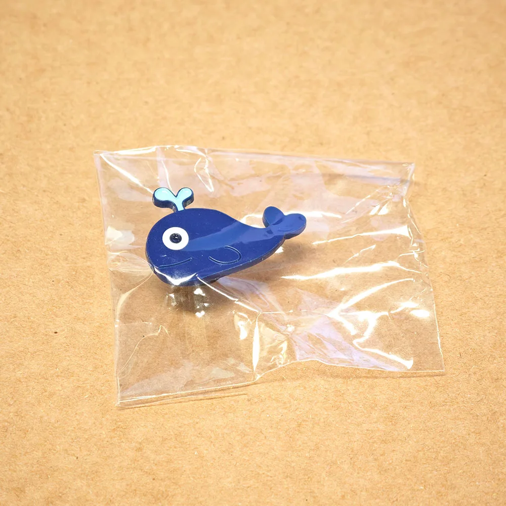 Niedlicher blauer Wal-Emaille-Anstecker, sprudelndes Ozean-Tier, Metallabzeichen, Kawaii-Reversnadeln, Brosche für Rucksack, Kleidung, Schmuck – Detail 12