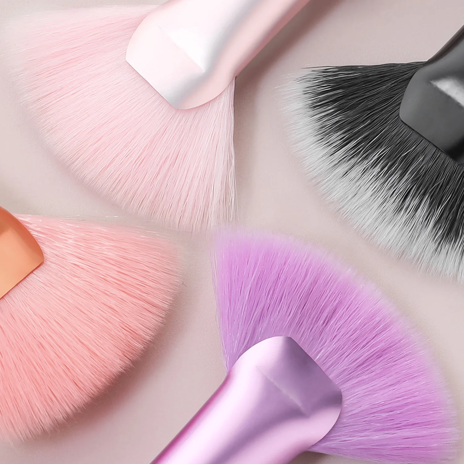 5-Piece Mini Crystal Handle Makeup Brush Set - Full Face Powder, Blush & Eyeshadow Brushes with Nose Contour Brush