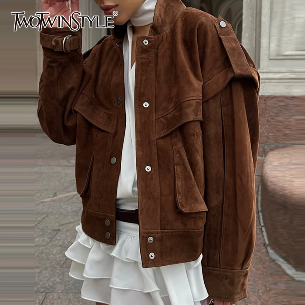 

TWOTWINSTYLE коричневые короткие пальто для женщин с воротником-стойкой и длинными рукавами, осенняя винтажная куртка с карманами, женская новая модная куртка
