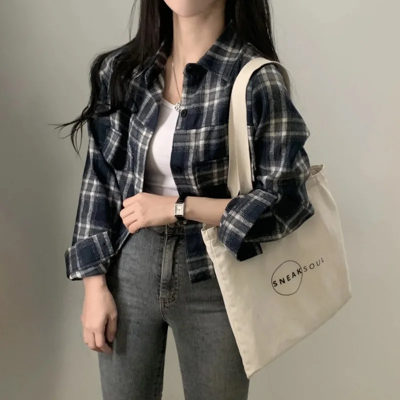 Western Sle Age-Reducing Top Women Retro Lapel Plaid Shirts High-Grade Sense Wear Small Short Long Sleeve Shirt Autumn 2024