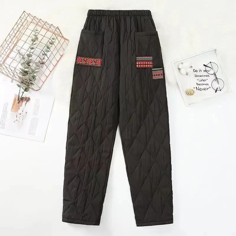 Women\'s Retro Checkered Quilted Cotton Pant With Thick Warm Down Cotton Pant Harlan Pants Female Plaid Trousers Winter Black Red