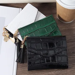 Fashionable metal heart-shaped and tassel decorated small wallet coin pocket small wallet three fold women's wallet mini, women'