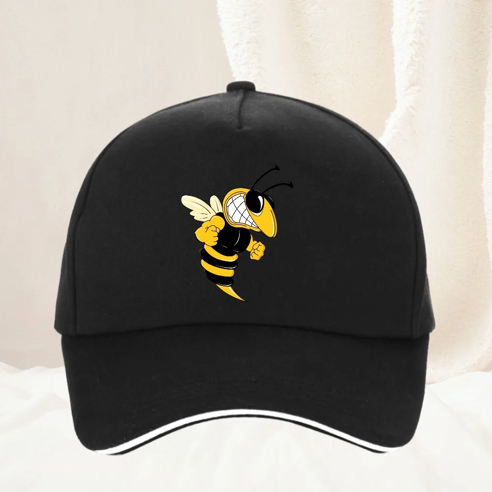 

A bee print simple design baseball cap travel sunscreen versatile style for men and women