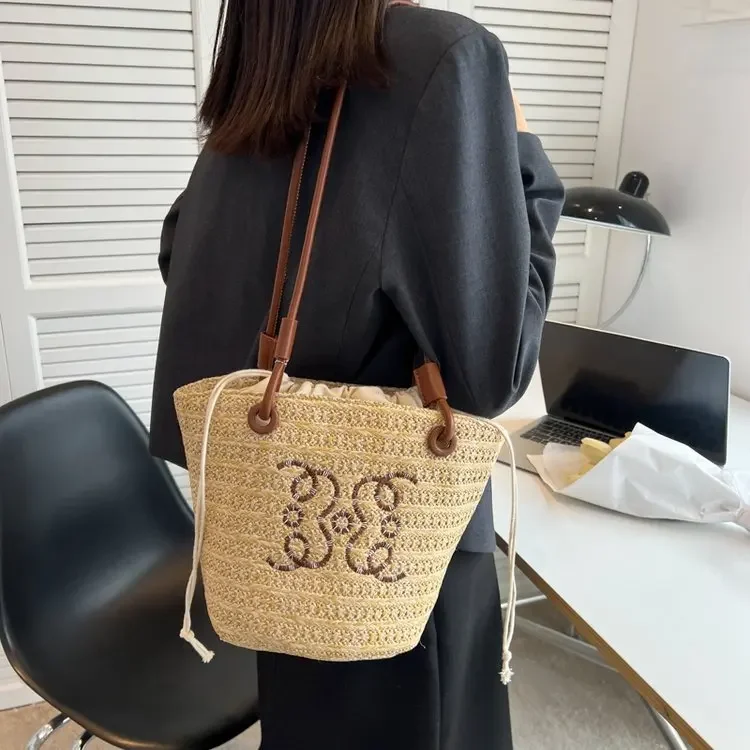 

2025 Summer Rattan Beach Bag - Boho Woven Tote for Women, Stylish Straw Shoulder Purse, Vacation & Seaside Essentials