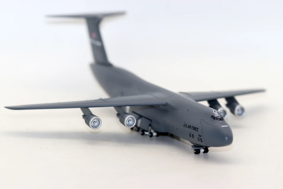 New 1/400 Scale USAF Lockheed C-5 C5 Galaxy Transport Aircraf