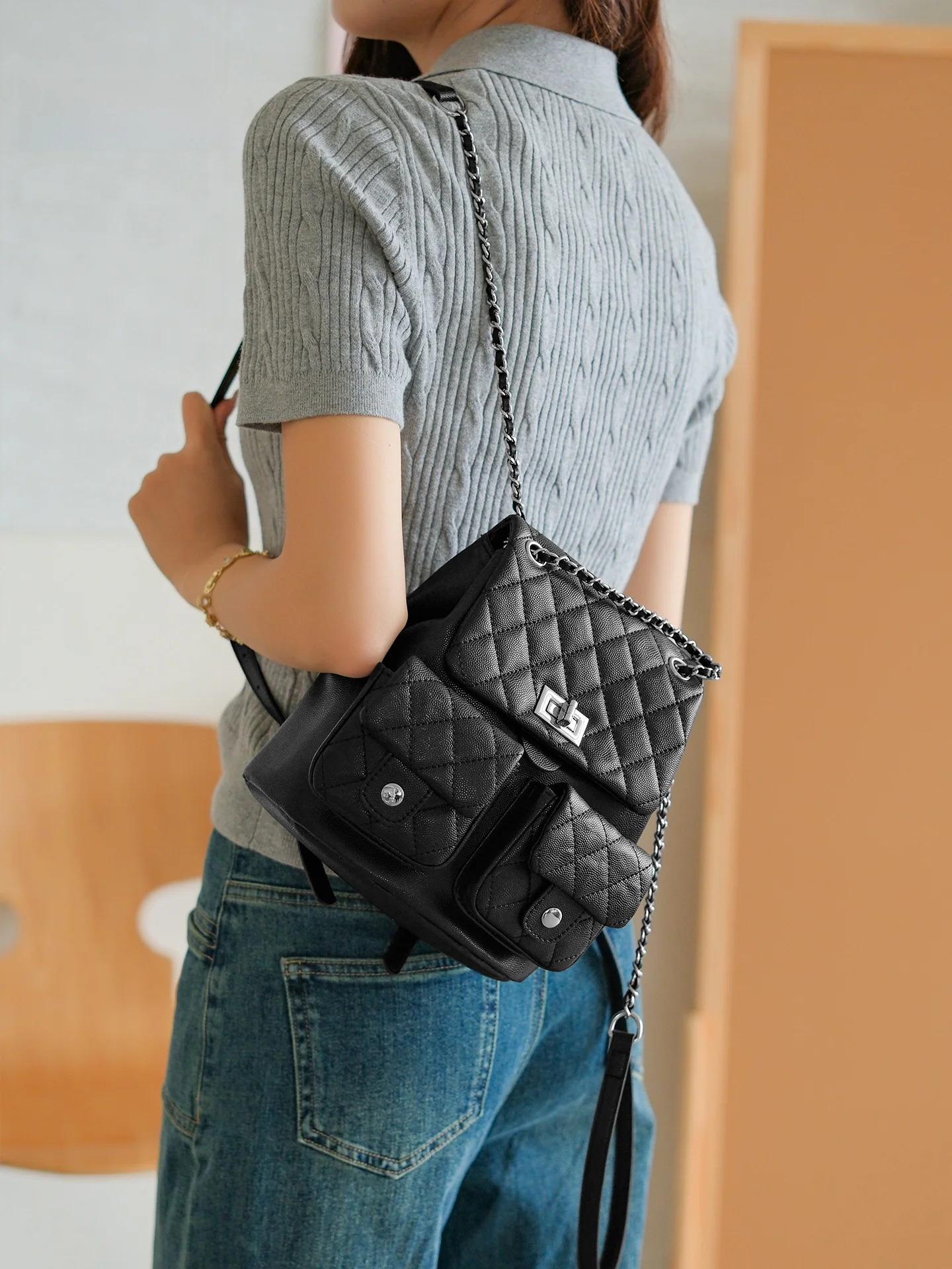 zaino-leggero-da-viaggio-per-donne-nuovo-stile-2026-con-design-a-catena-diamantata-borsa-versatile-per-scuola-moda-giovanile-con-manico-a-catena