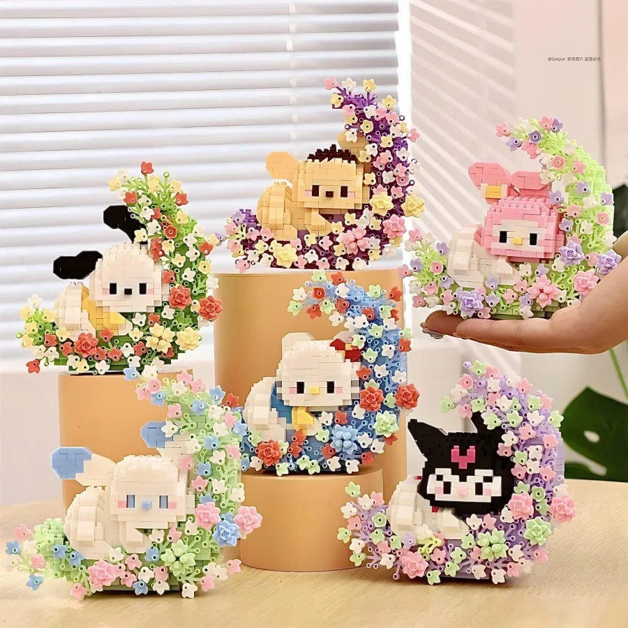 

Sanrio собранная игрушка, строительные блоки, Hello Kitty Kuromi Cinnamoroll My Melody, модель кирпича, игрушечный орнамент, детские праздничные подарки