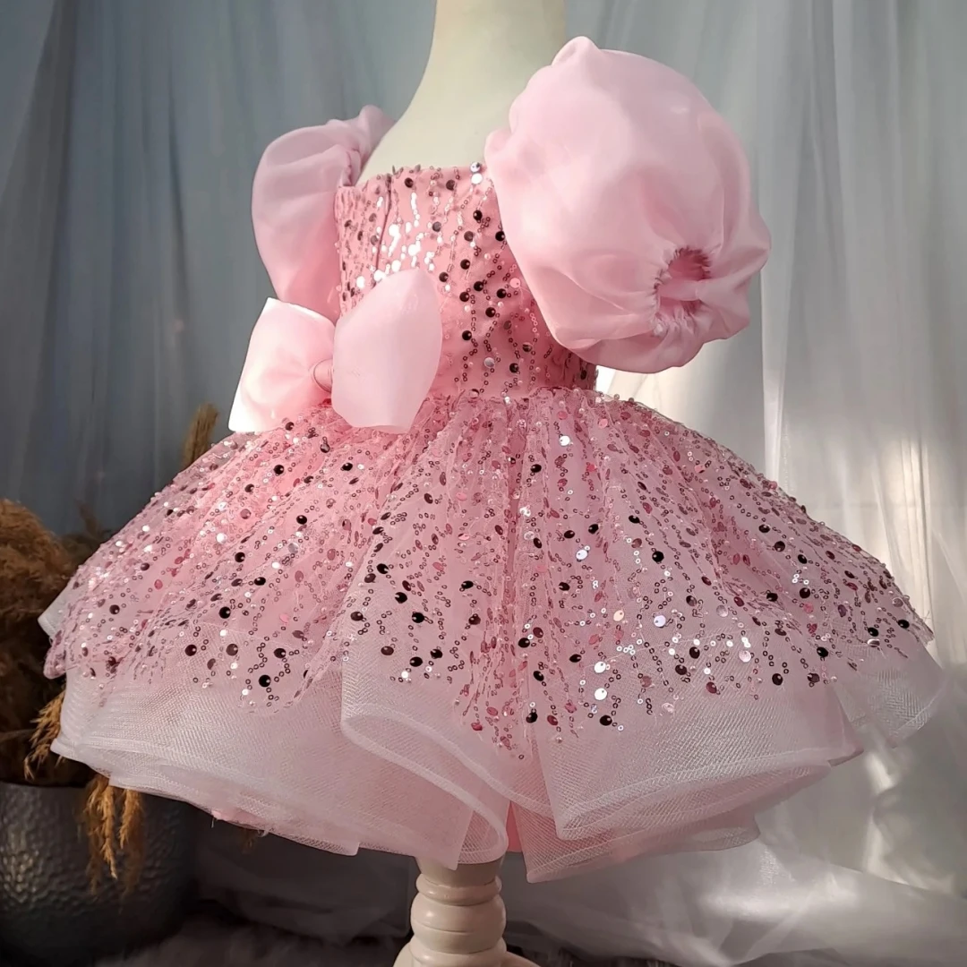 

Customized Pink Flower Girl Dress For Wedding Shining Puffy Sequins Short Sleeves Kids Baby Birthday First Communion Ball Gown