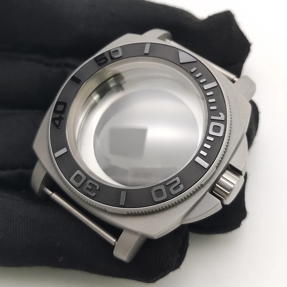 

Высококачественный серый корпус из нержавеющей стали диаметром 42 мм, подходит для механизма NH35/36 с сапфировым стеклом, автоматический мужской корпус часов