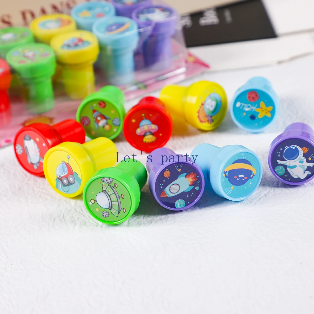 10Pcs Cute Astronaut Rocket Theme Self-ink Stamps Toys for Kids Outer Space Birthday Party Favors Pinata Kindergarten Rewards