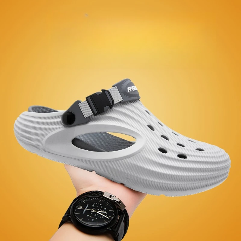 2026 Summer Slippers for Men Driving Dual-Purpose Operating Room Baotou Clogs Soft Sole Outer Wear Home Casual Coconut Sandals