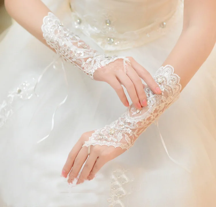 Guantes de boda con lentejuelas y cuentas delicadas sin dedos, guantes de encaje blanco marfil para damas de honor, guantes cortos para novia,