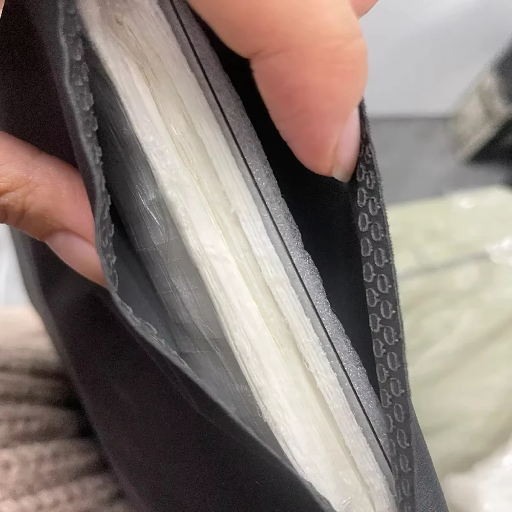 3A グレード PE 民間安全個人保護ソフトアーマーベスト、戦術的な防弾プレートが並んでいます。