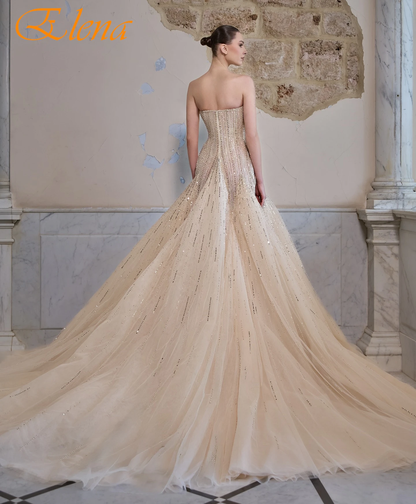 ชุดราตรีแบบมีเชือกผูกไหล่ทรงนางเงือกแบบสั่งตัดได้ แฟชั่นชุดราตรีหรูหราสำหรับคนดัง ชุดออกงานที่ออกแบบตามสั่งทันสมัย