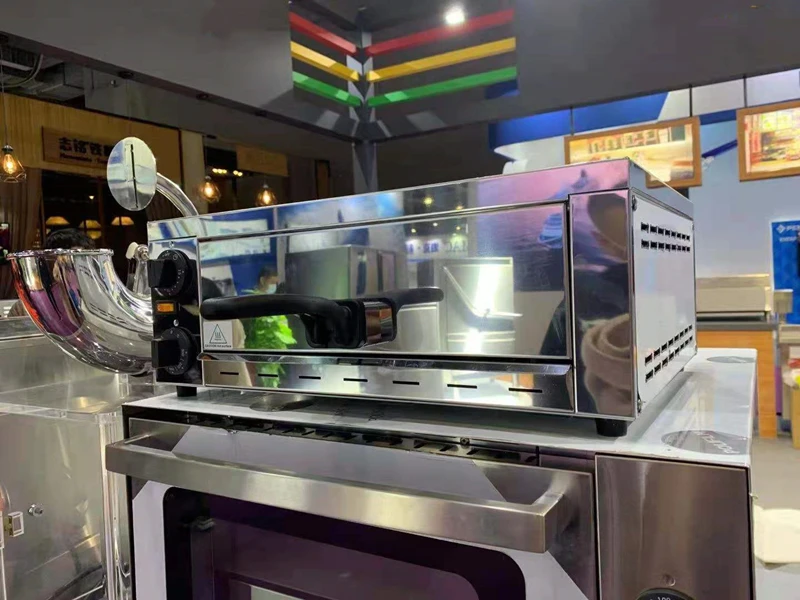 Commercial Stainless Steel Electric Gas Conveyor Pizza Oven Making Pizza With Factory Price For Food Shop Beverage Factory