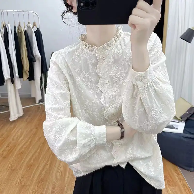 New Loose Lace Pure Cotton Women\'s Top with Lace Embroidery Long Sleeved Shirt