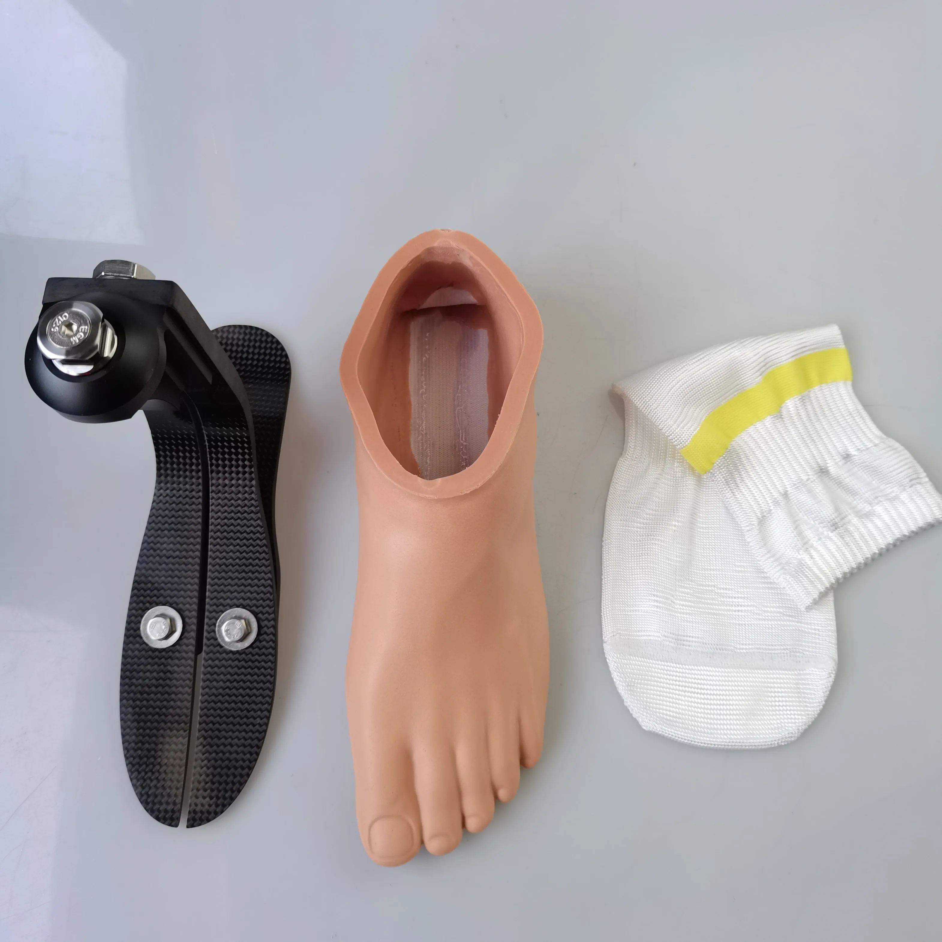 Good Quality  Prosthetic Foot  High Ankle Carbon Fiber Foot Carbon Fiber and polyurethane High Ankle Carbon Fiber Foot 1CF-006