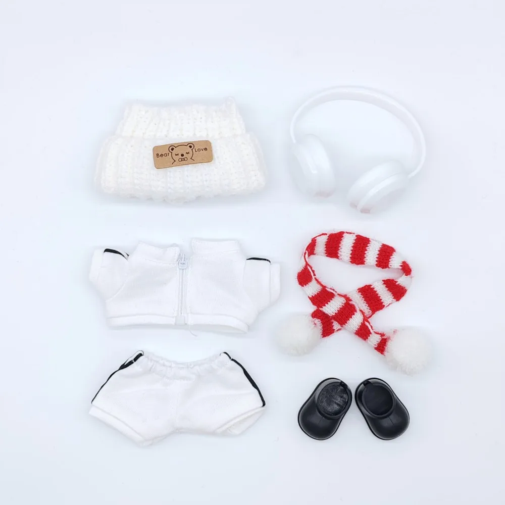 

17cm Labubu Doll Baseball Cap & Tracksuit Set Fashion Sportswear Autumn Outfit Cute Clothes Accessories