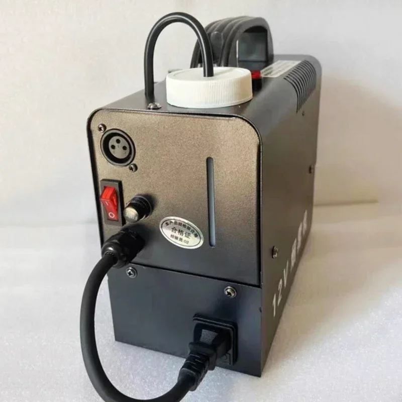Top Quality First Cross Border Mobile 12V Outdoor Smoke Machine Integrated Smoke Machine Built-In Battery Car Sprayer Outdoor Ca