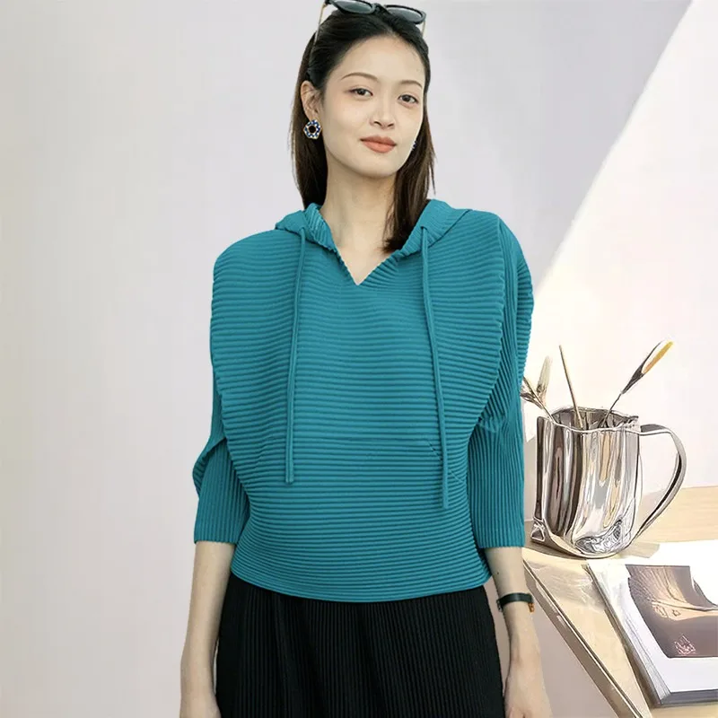 

Miyake, осень 2023, новый плиссированный топ с капюшоном и длинными рукавами, простой свободный повседневный свитер, пуловер, женская короткая куртка без морщин