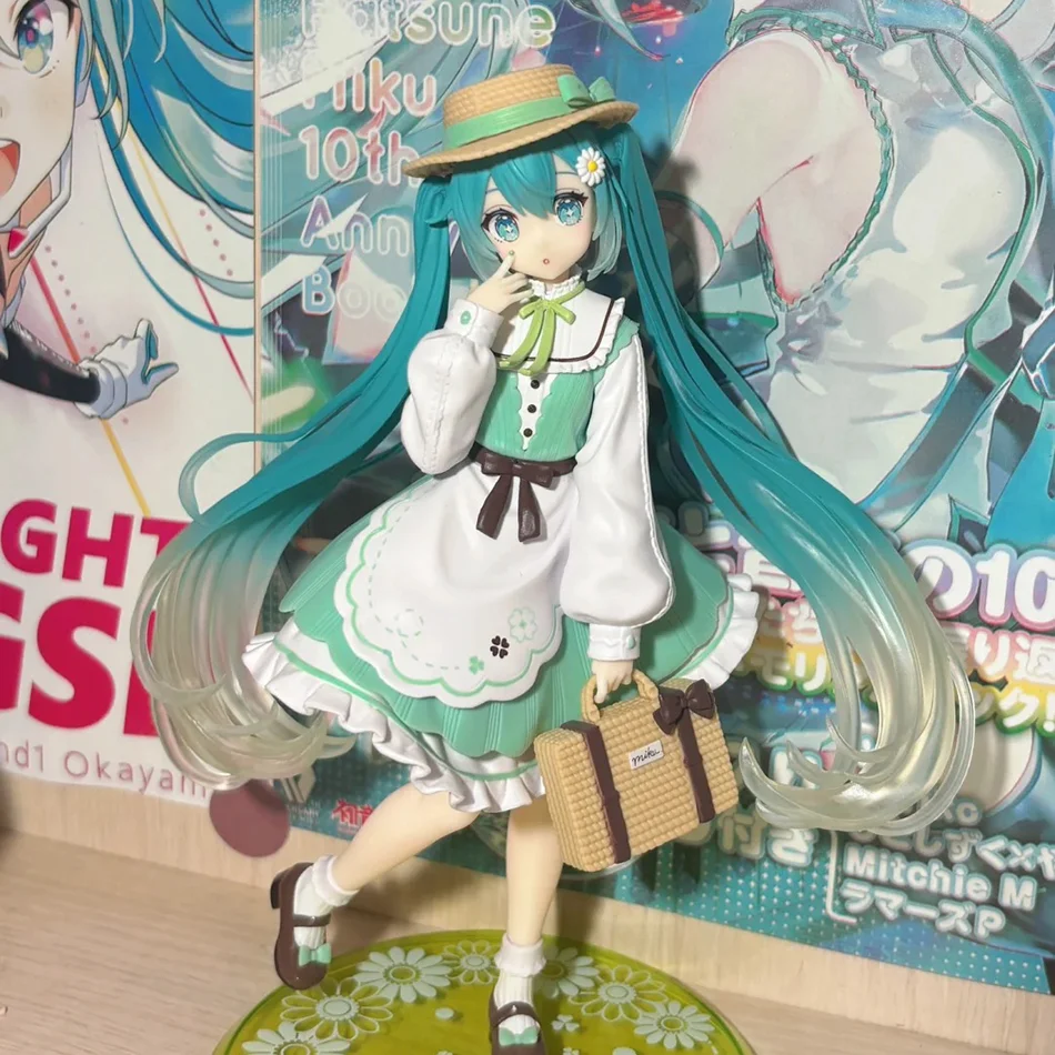 

In Stock Anime Hatsune Miku Fashion Country Model Figure Pvc Action Figures Collection Model Classic Toys Kids