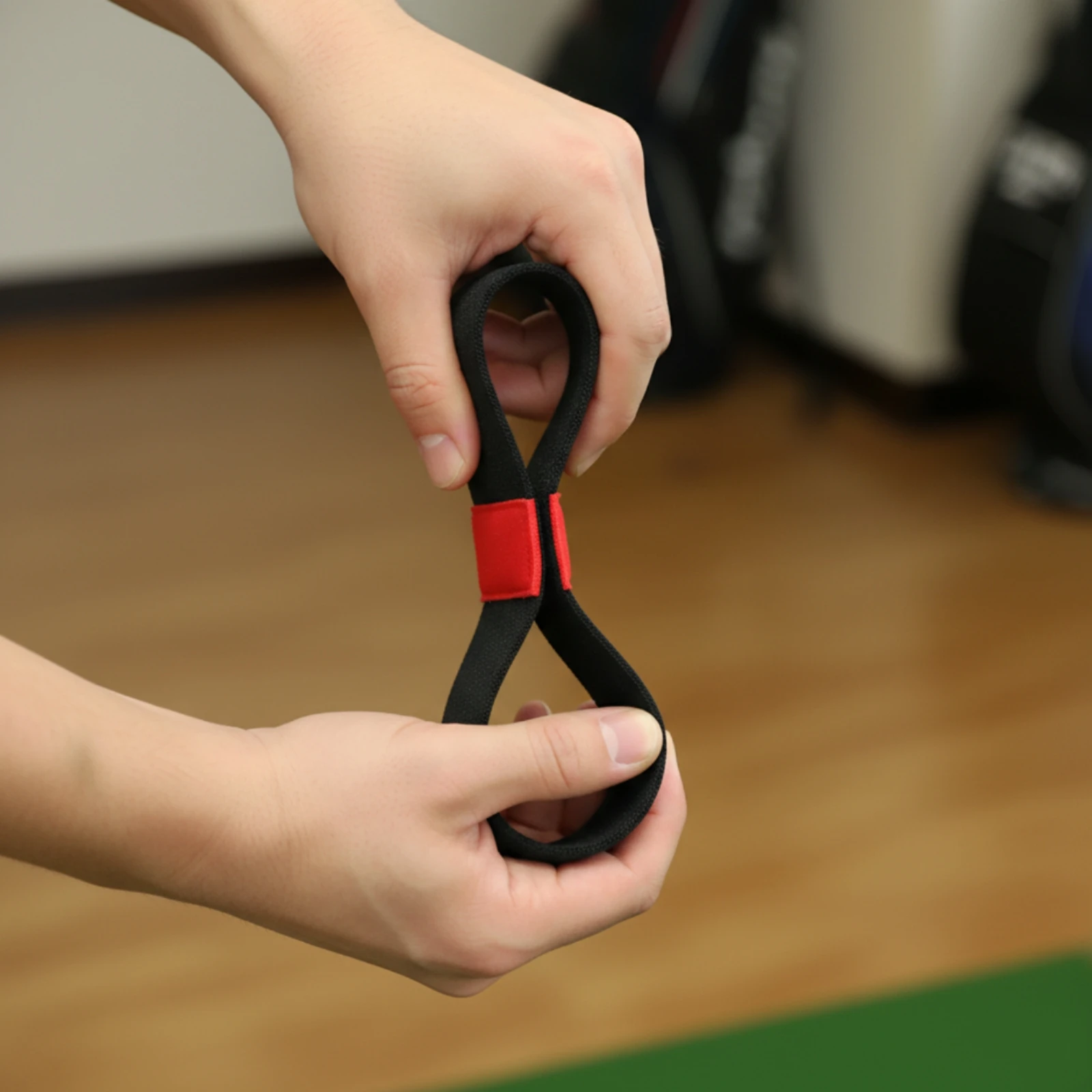 Afbeelding 4: Golf Swing Coach Square Control Golf Grip Coach Swing Posture Corrector Compacte sporttrainingsuitrusting Ergonomisch ontwerp