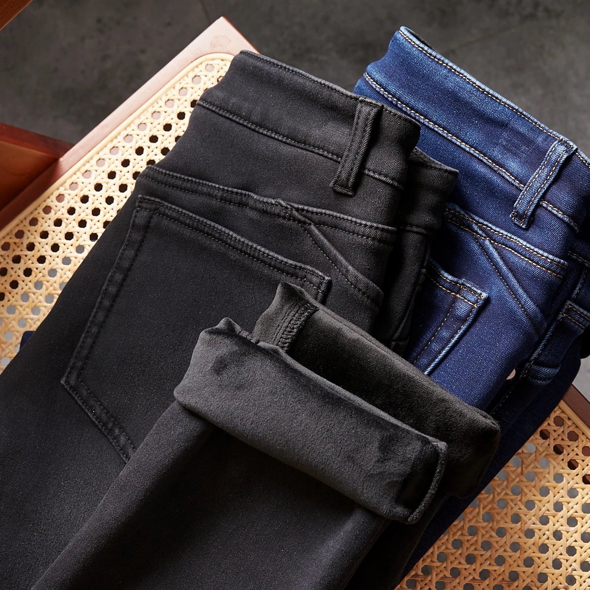 

Men's Faion Thiened Fce Lined Straight Leg Jeans Heavy Waed Winter Casual Slim Fit Jeans mid Waist Zipper Fly