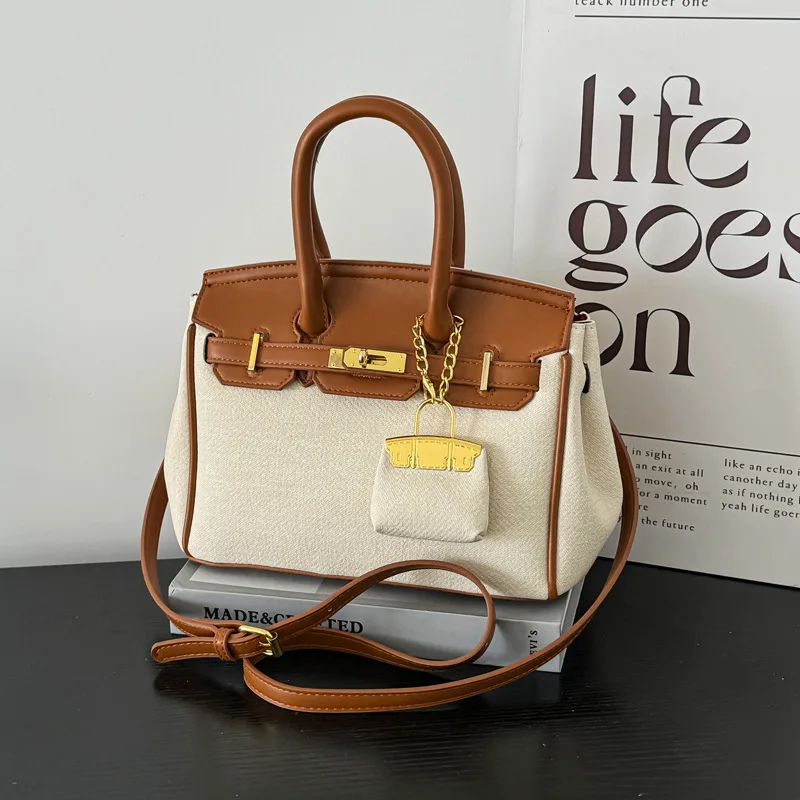 

Роскошная мини-квадратная сумка 2025, элегантная женская сумка с верхней ручкой, шикарная сумка через плечо для работы и поездок на работу, стильная сумка через плечо