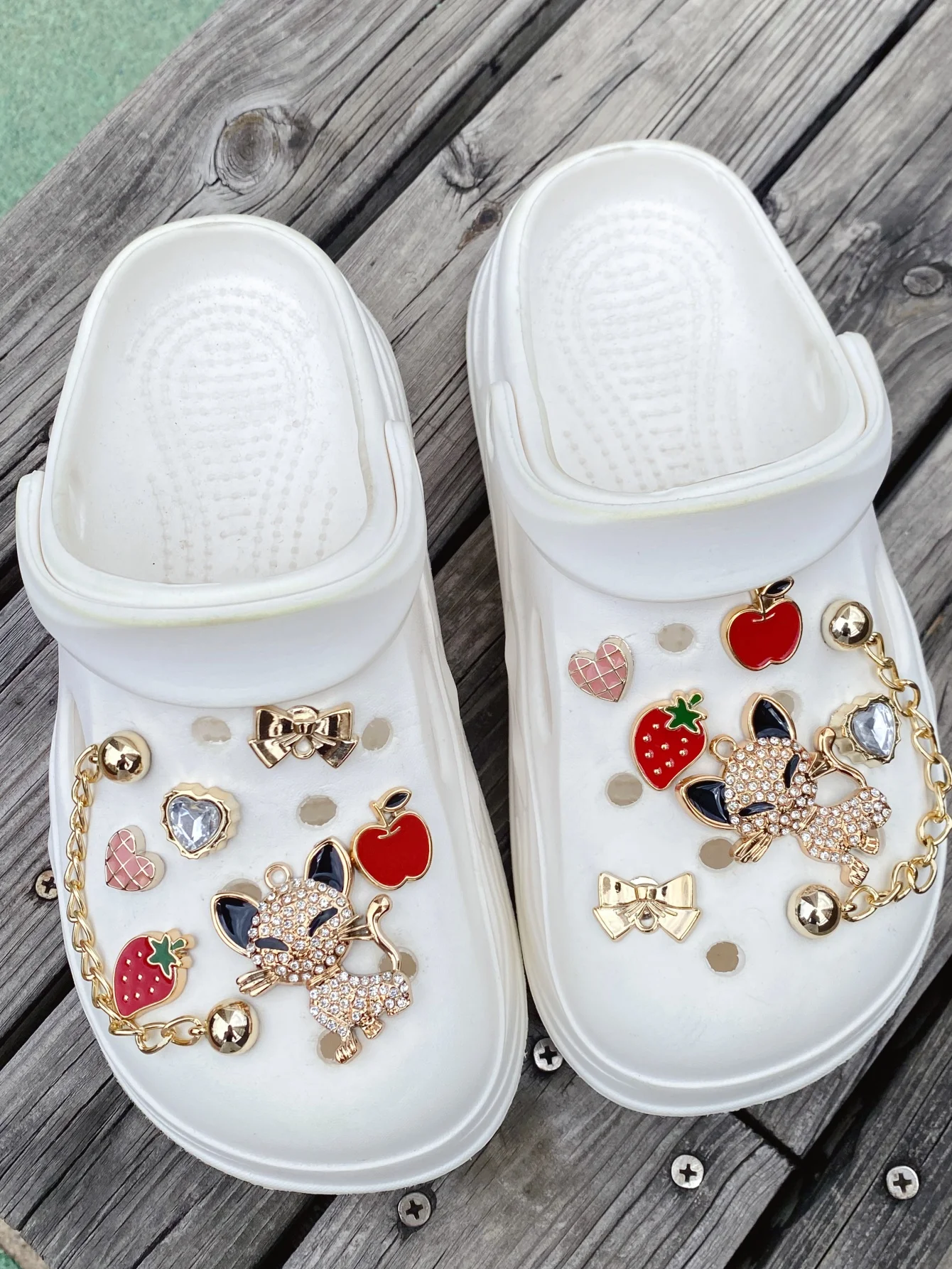 14 Golden kitten strawberry Apple bow heart-shaped flower DIY decorations, suitable for women's sandals, slippers, shoes with ho