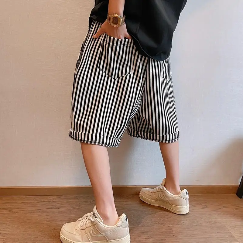 Men's Plus Size Summer Striped Shorts High Street Loose Fit Black White Vertical Stripes Above Knee Bottoms Casual Trendy Outfit