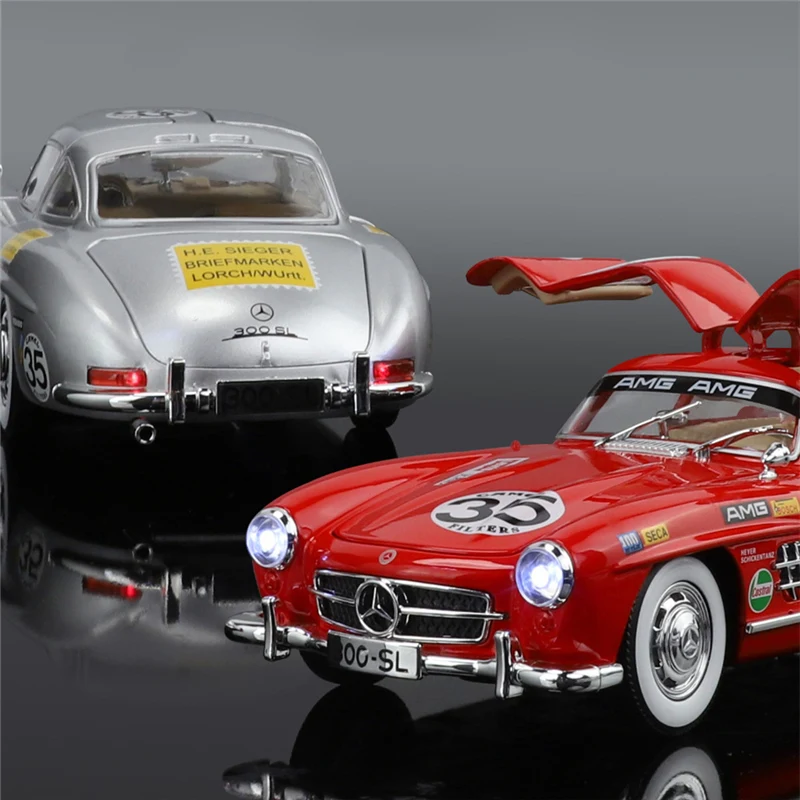 1:24 Benzs 300SL Track Version Alloy Sports Car Model Diecast Metal Racing Vehicles Car Model Sound and Light Childrens Toy Gift