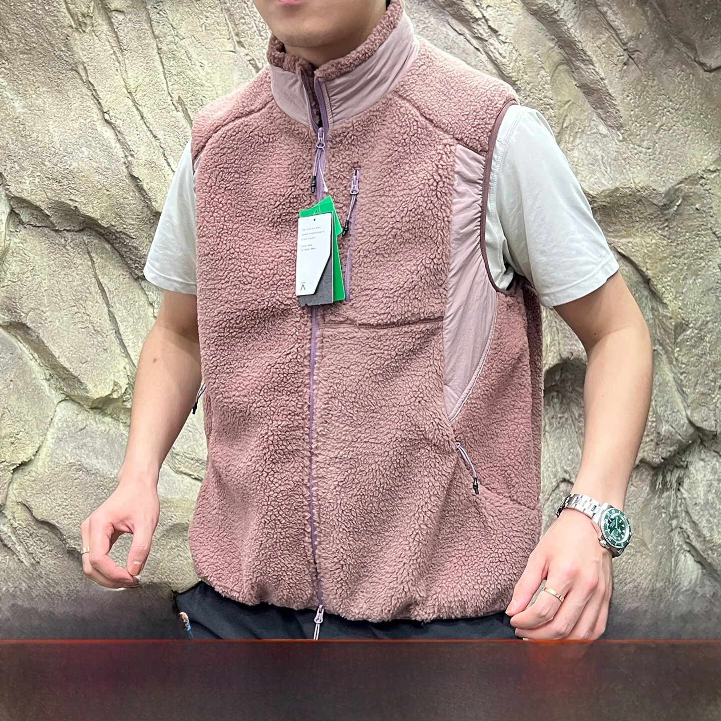 

Couple's Faionable Fce Lined Outdoor Vest Stand Fit Polyester Youth Trend Winter Season Zipper Closure Color