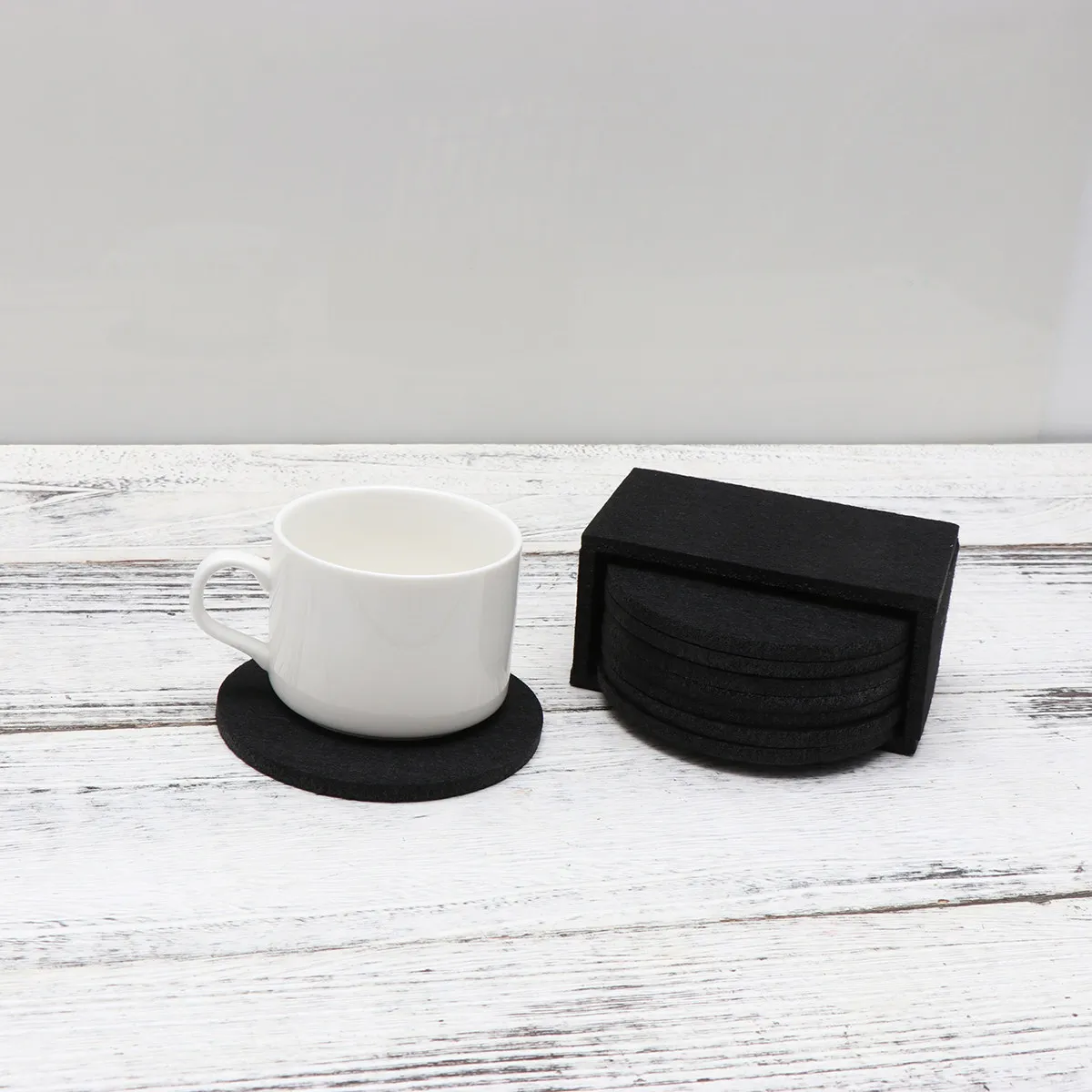 8Pcs Felt Cup Mats Thick Non Woven Fabric Heat Insulation Placemat Water Absorption Round Cup Pad for Home Cafe Decoration