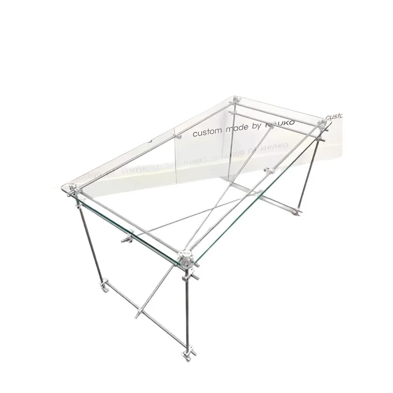 

Стеклянный письменный стол, средневековый свет, роскошный простой компьютерный стол для спальни, письменный стол из нержавеющей стали, прозрачный