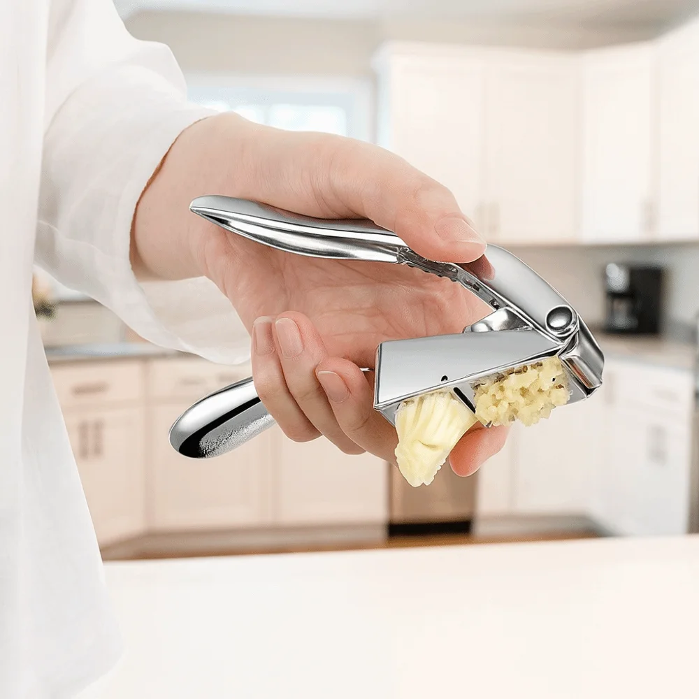 

Professional 2 in 1 Garlic Press Aluminum Alloy Handheld Garlic Slicer Comfortable Handle Labor-saving Garlic Crusher Ginger