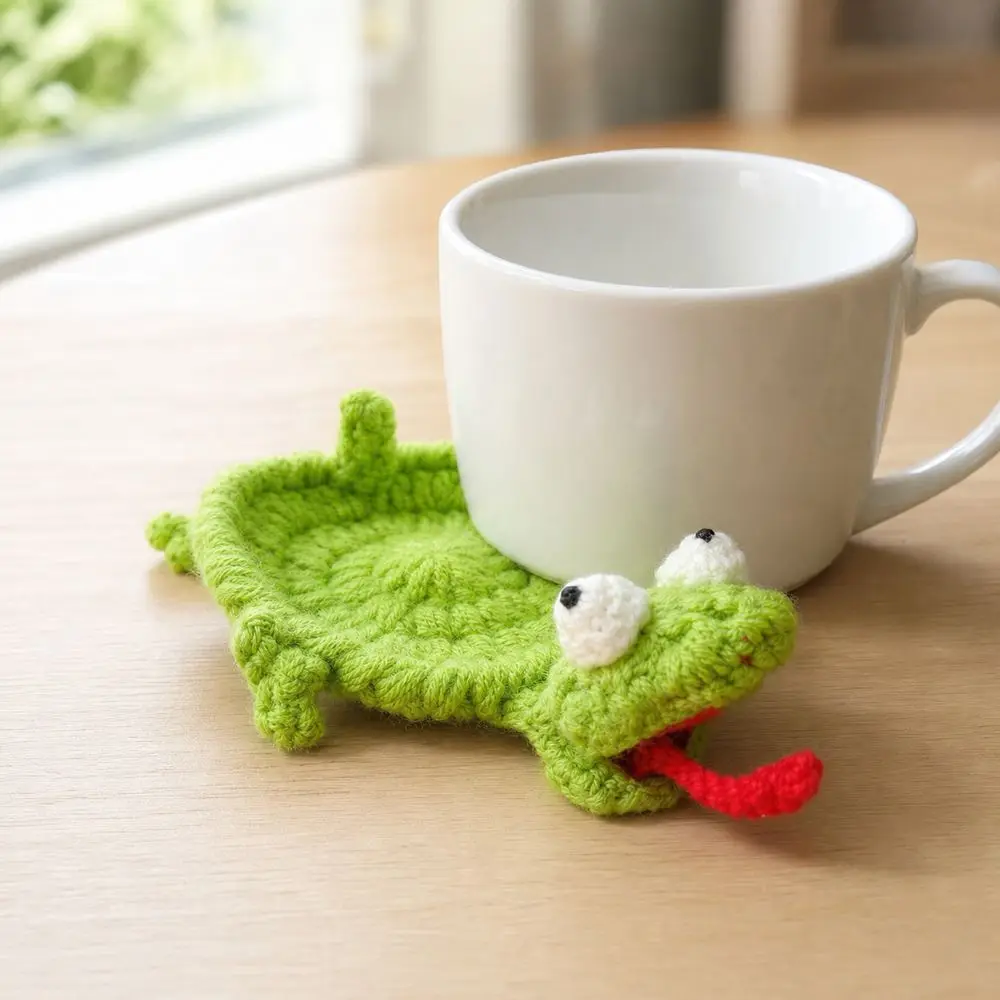 Lizard Shape Crochet Animal Coaster Decorative Drink Coaster Yarn Knitted Drink Coaster Cute Cartoon Style Textured Surface