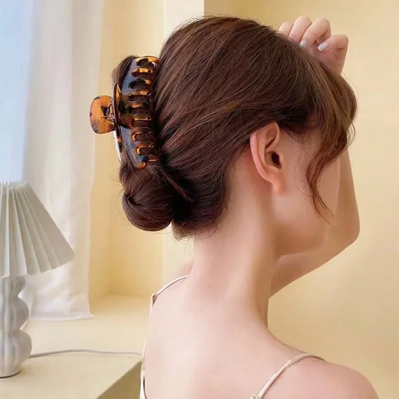 1Pcs Women Ponytail Clip Large Dragon Bone Hollow Plastic Hair Accessory Headwear view 3