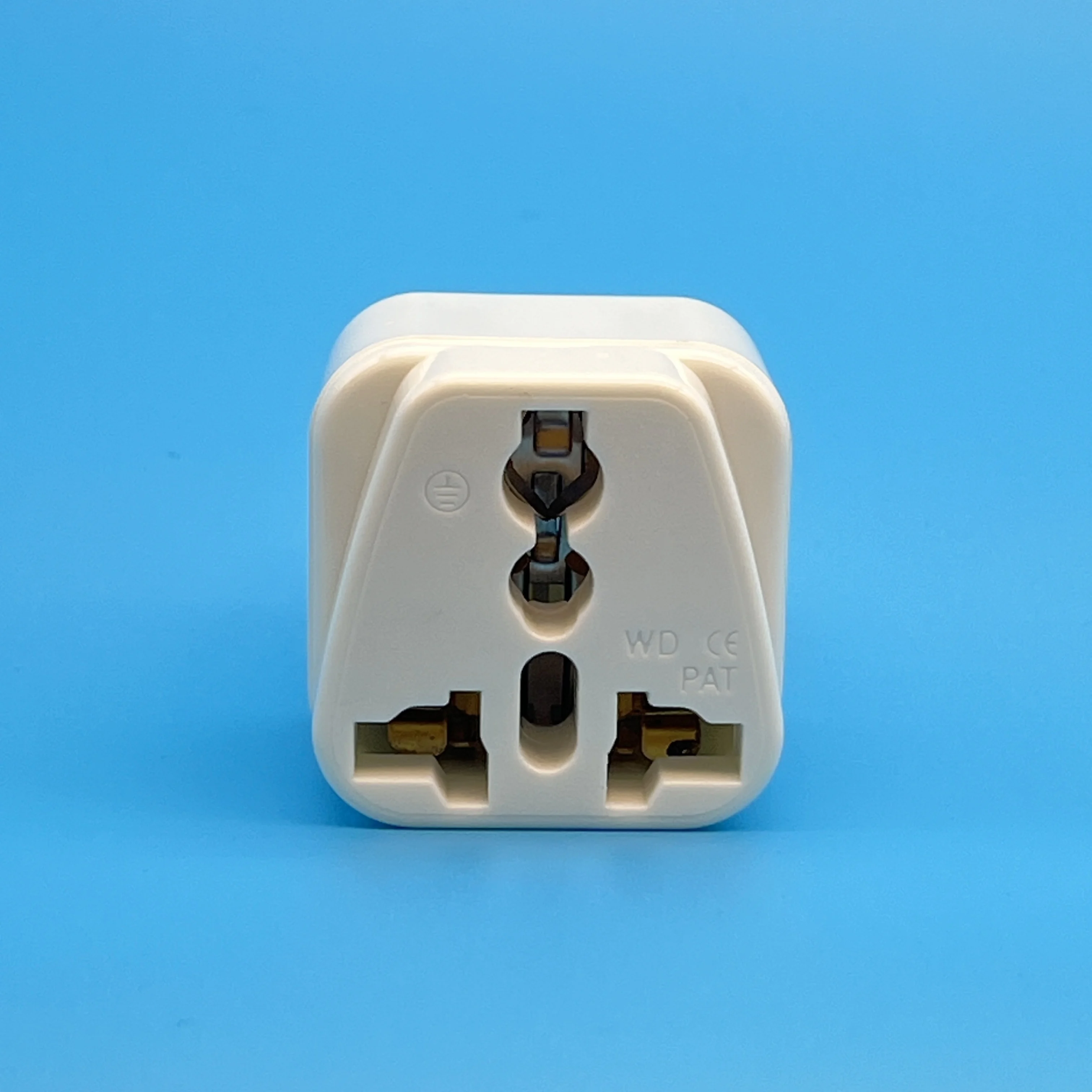 Enchufe de pared de 10 A con certificación CE, tipo enchufe UE, enchufe tipo C.