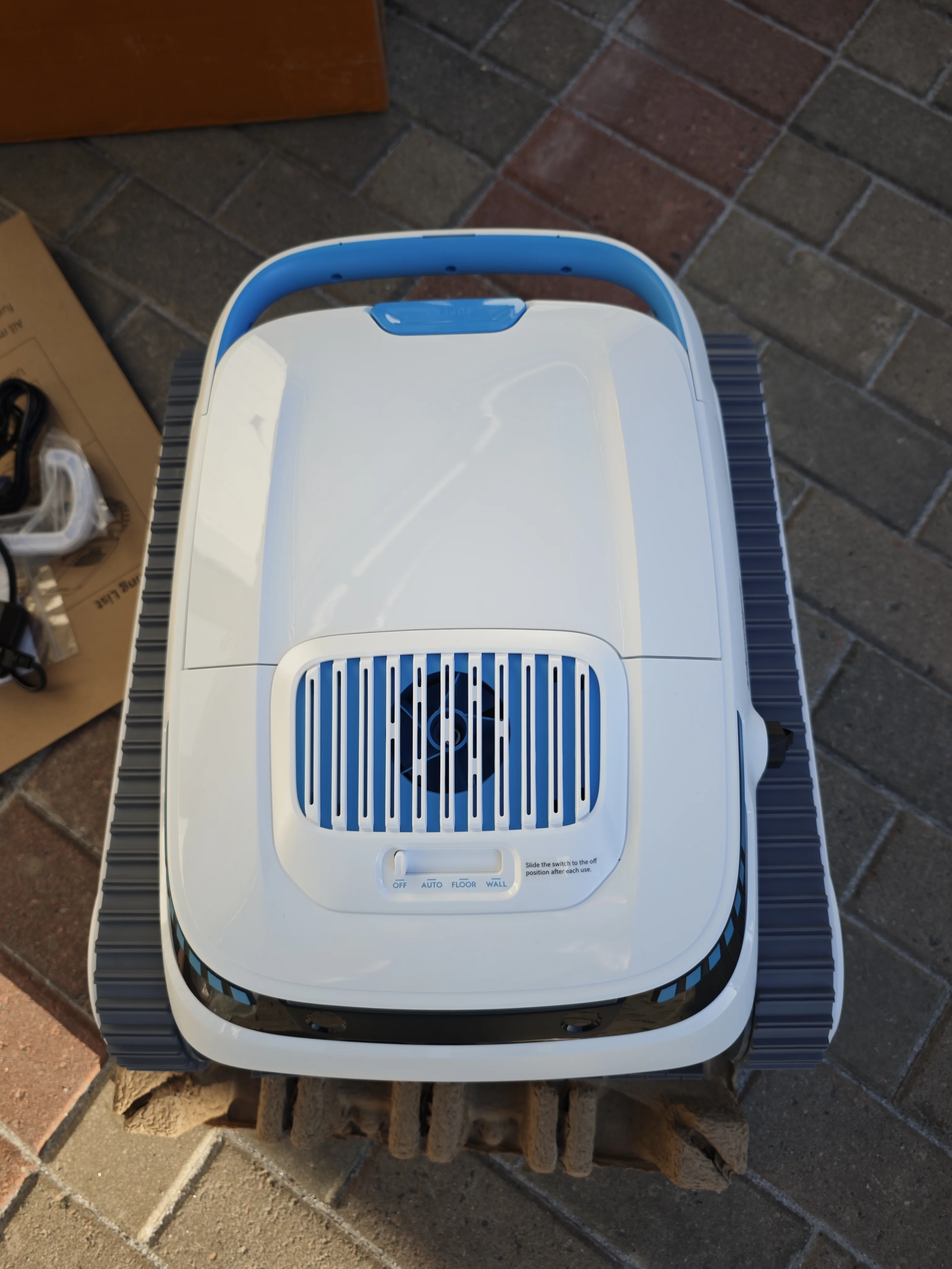 

STLF Advanced Ship From Swimming Pool Cleaning Robot Automatic Climbing Robot Wall Underwater Robotic Vacuum Cleaner for Pool