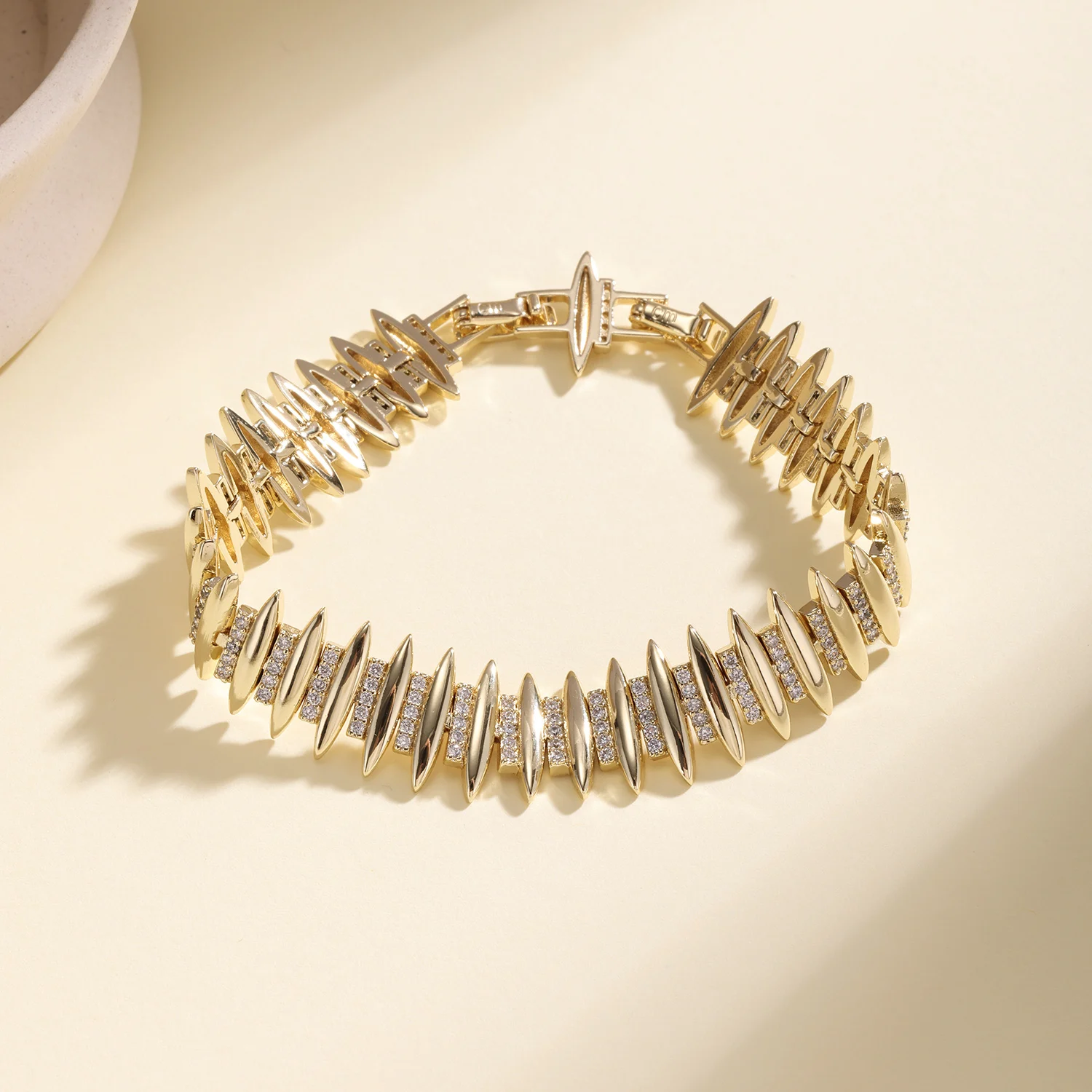 Nidin Neuerscheinung Iced Out Strass Cuban Link Armbänder Hip Hop Bling Kristall Handgelenkschmuck für Frauen Männer Tägliche Party Geschenke – Detail 13