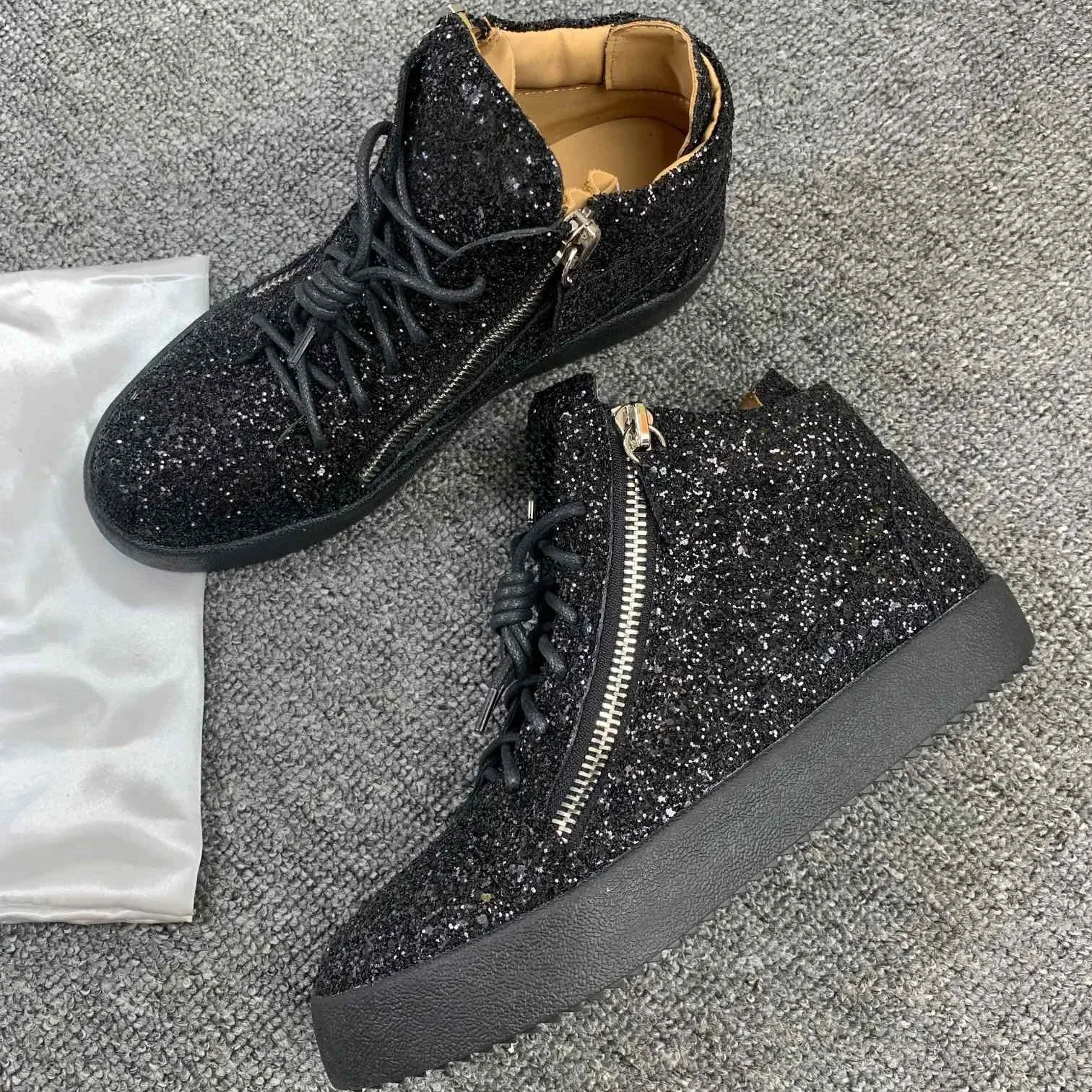 

Top Quality Classic Mens Casual Sneakers Women High-top Real Leather Tennis Luxury Brand Designer Unisex Sports shoes DN752