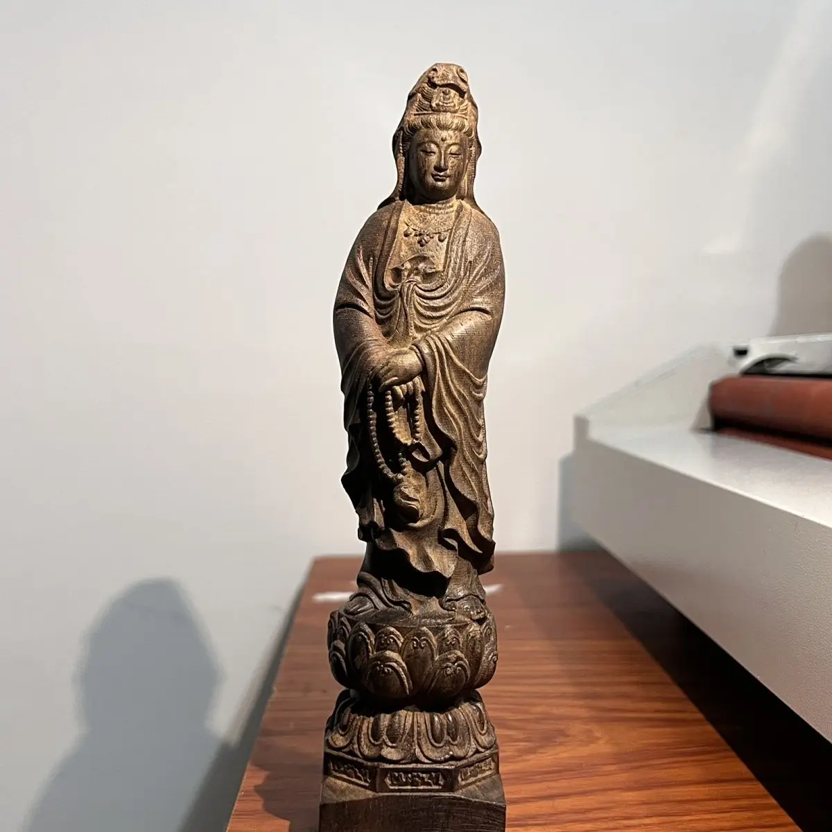 Natural Vietnam Nha Trang Old Material Ailwood Ornaments Guanyin Qinan Home Furnishing Gift-giving Crafts