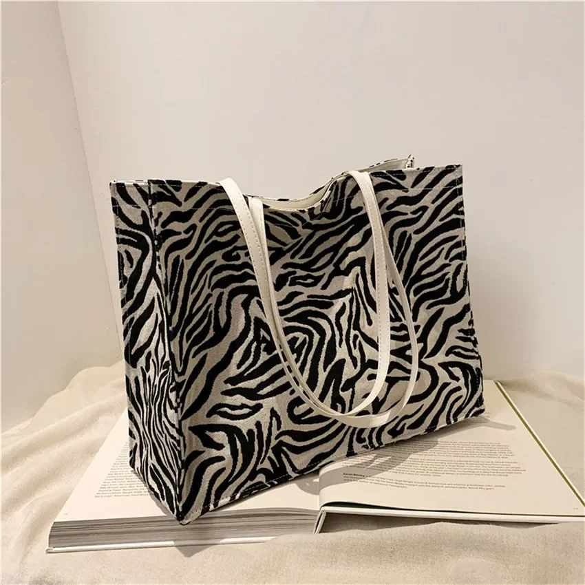 Bolsa com estampa zebra para compras, bolsa de ombro de grande capacidade para estudantes, vermelha e cáqui, alta qualidade, preto e branco, 2021