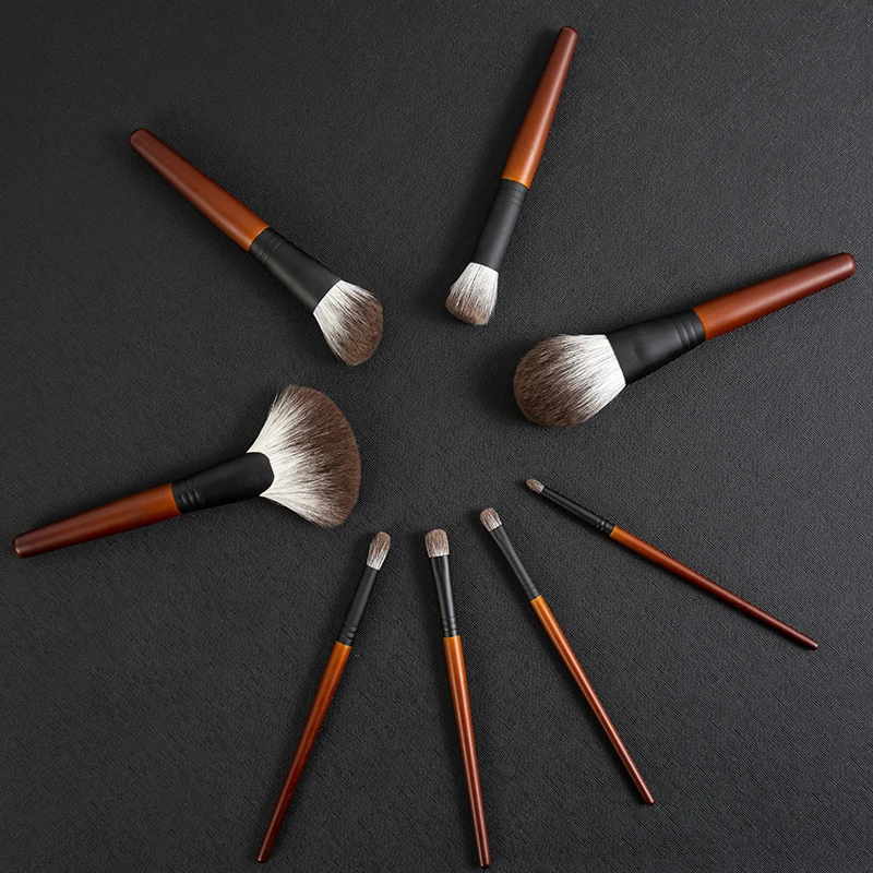 Makeup Brushes Set 8pcs Soft Snow Fox Hair blush Powder Eye Shadow Brush Wooden Handle Nature Bristle Kit cosmetics top selling